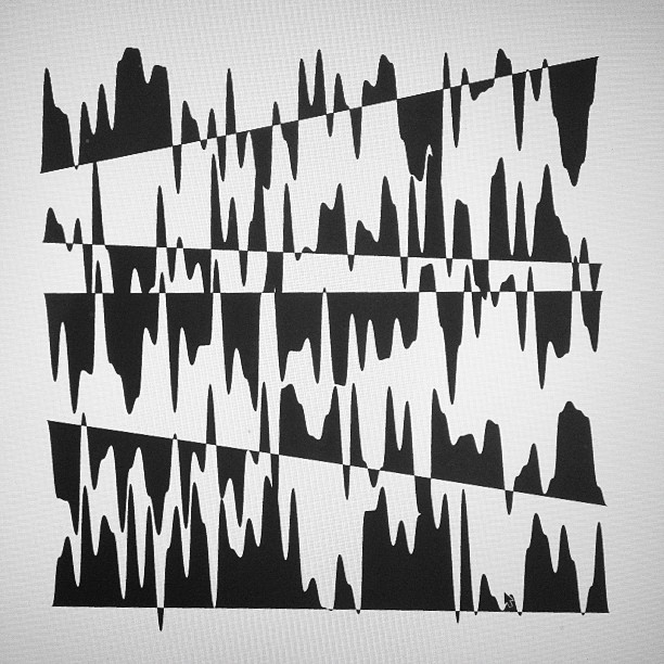 blackwhite waveform