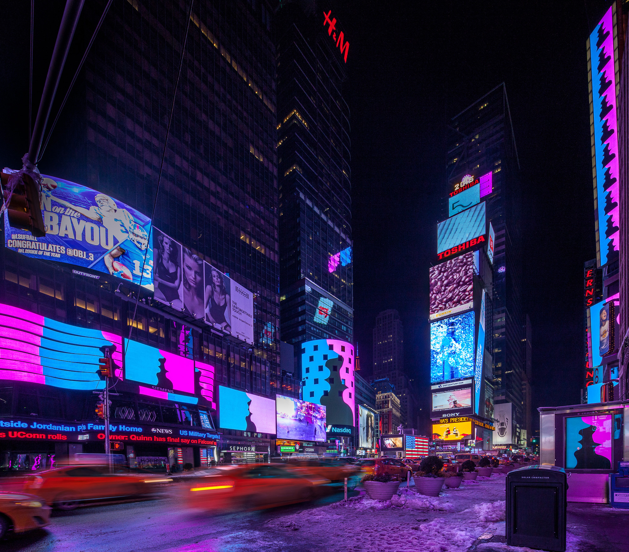 middle of times square